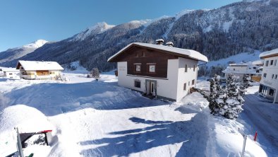 Parkplatz direkt vor dem Haus