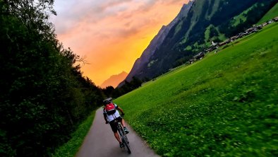 Fahrradweg am Lech