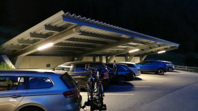 Carport - Nacht, © praxmarer