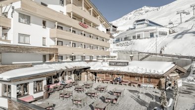 Hotel with alpine hut