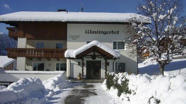 Wastingerhof im Winter