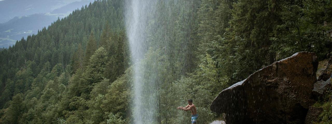 The Schleierwasserfall waterfall in the am Wilder Kaiser mountains, © Tirol Werbung/Jens Schwarz