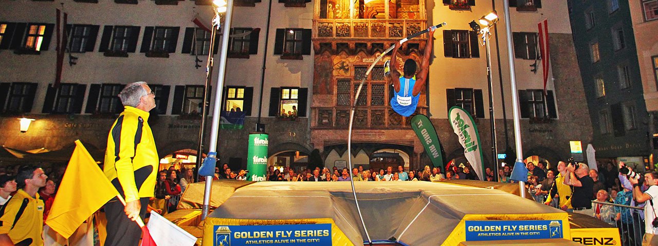 The historic Old Town district of Innsbruck turns into a unique sports arena, © Helmut Ploberger