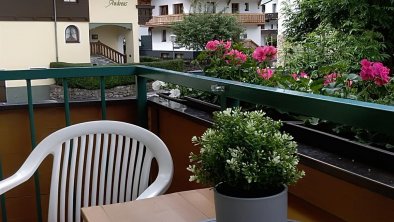 Gemütlicher Balkon mit wunderbarem Blick!