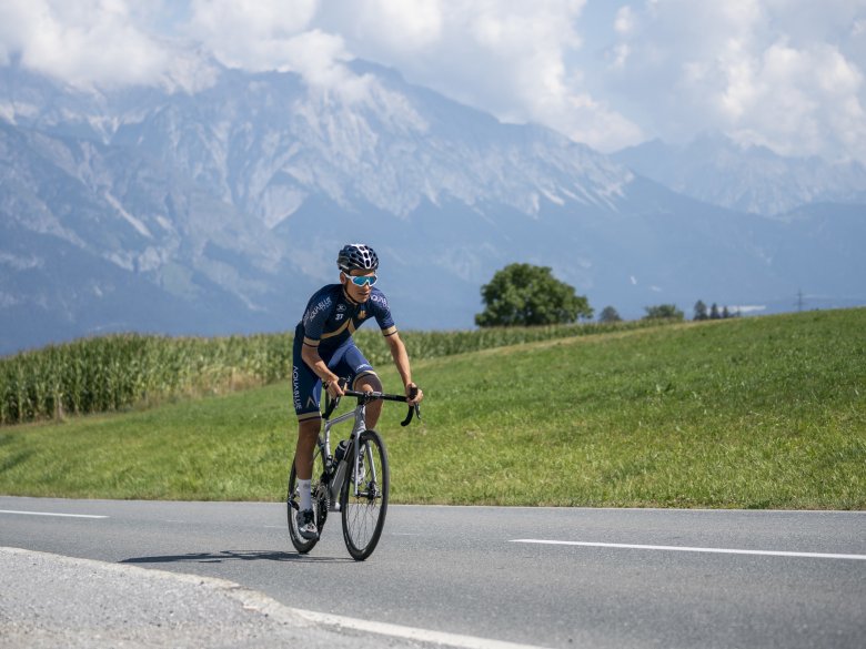 Stefan Denifl on the climb to Igls. After riding from Kufstein to Innsbruck, the riders in the Men Elite Road Race taking place on 30 September will complete the road race circuit up to Igls seven times.