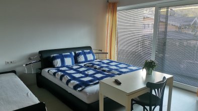 3 Bett Zimmer