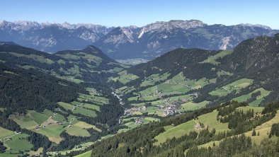 Sommer Talblick, © Fam. Hausberger - Apartment Acker