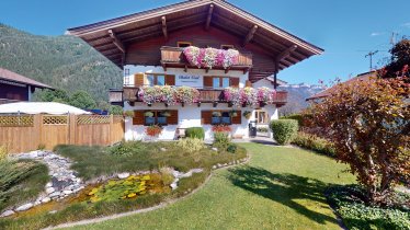 Chalet-Tirol-Aussenansicht neu