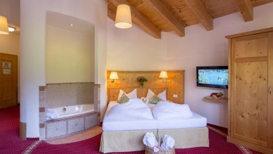 FAMILOTEL_KAISERHOF_ZIMMER_232-6214-Bearbeitet