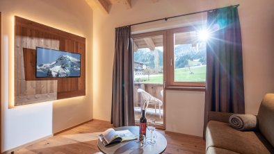 Griena_Naturchalets_Dorf_Haus_768b_Mayrhofen_Schla