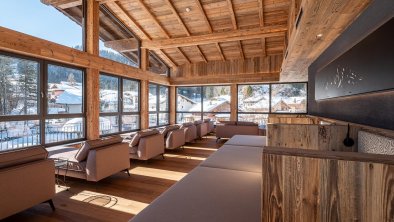 Relaxation room with view to the 'Wilder Kaiser'