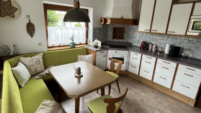 Apartment forest view_alpbachtal_kitchen