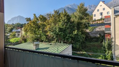 Tiroler Wohnung mit Bergblick 9