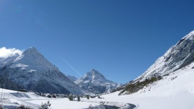 Loipe und Winterwanderweg