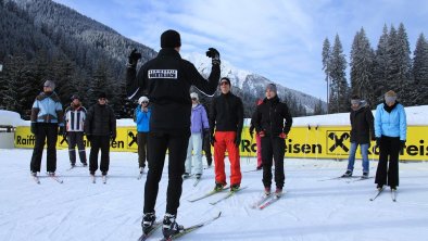 Erste Langlaufschritte im Biathlonzentrum, © Schischule Obertillach