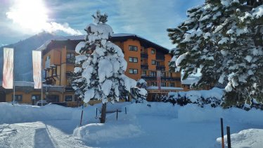 Hotelfront Winter, © S. Graetz