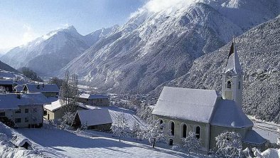 Imsterberg, Kirche im Winter 2