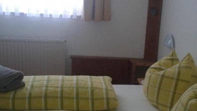 3 Bett Zimmer