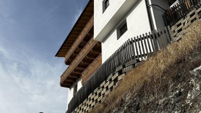 Blick vom Gatterweg aufs Haus Waltermann Serfaus