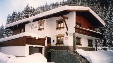 Winterbild Haus Ladner