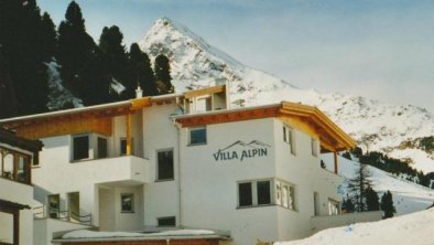 Villa Alpin Winteransicht