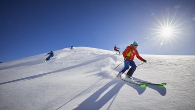 DAS KRONTHALER - Skifahren direkt am Hotel