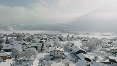 SUNNY MOUNTAIN Winter Rückseite