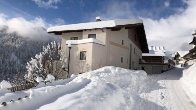 Hausansicht Eingangsbereich Ostseite