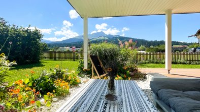 Garden with a view of the Kitzbühel AlpsNo lol