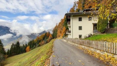 Inviting Apartment in Matrei in Osttirol with Balcony, © bookingcom