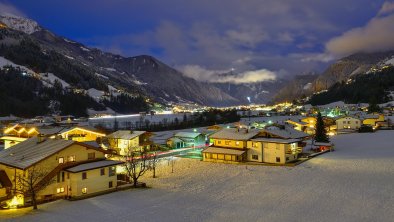 "Blaue Stunde" vom Balkon, Blickrichtung Süden