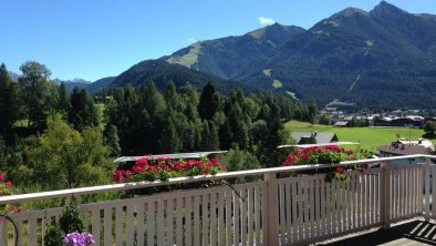 Ferienhaus Irene Seefeld Aussicht Sommer, © Loreck