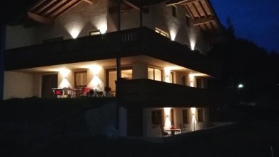 Our house at night, © Familie Steirer