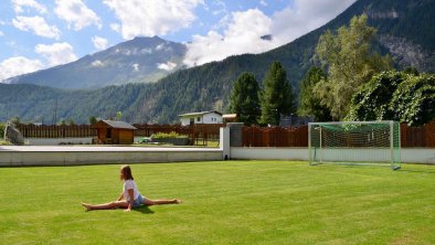 Privater Sportplatz und Spielplatz  - 3 Gehminuten