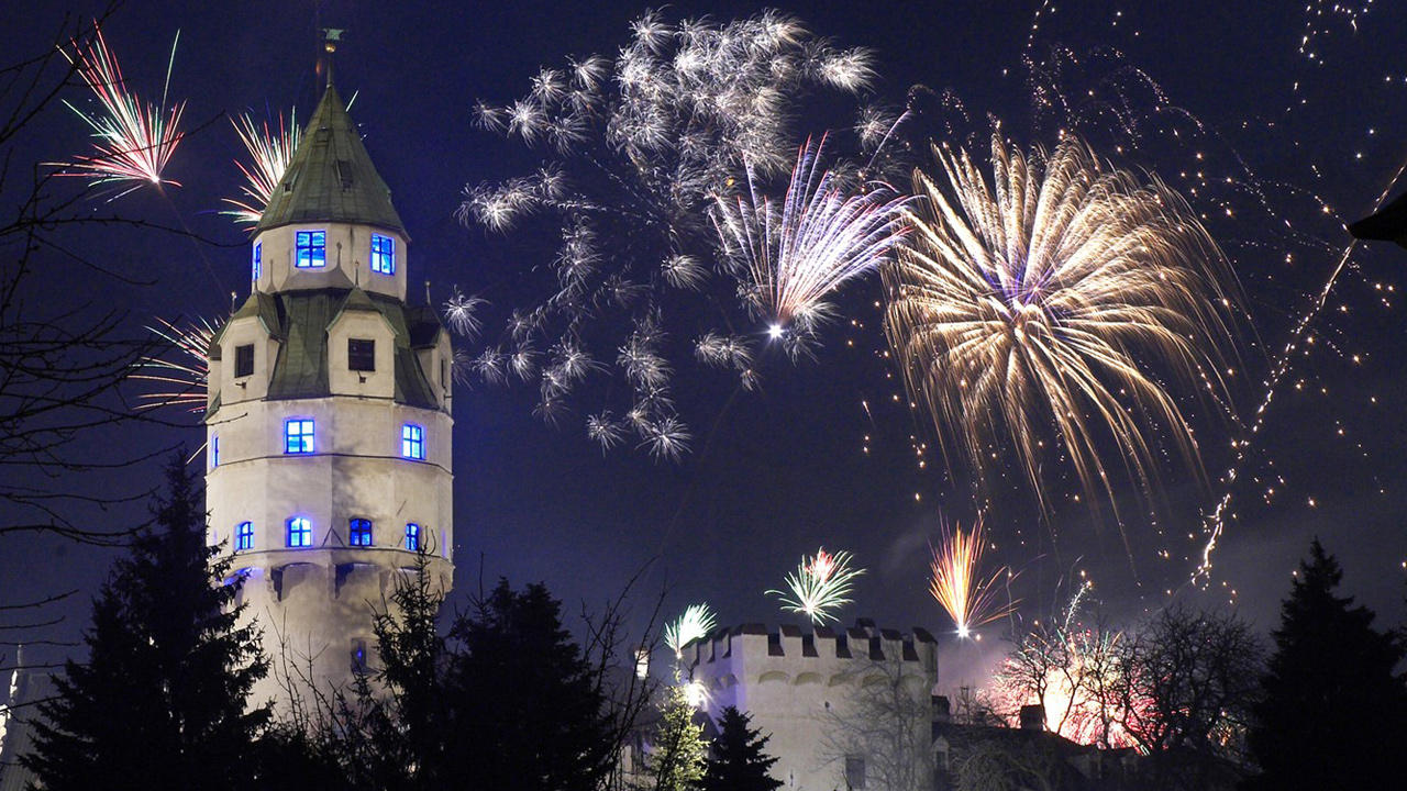 New Year&#039;s Eve Events | Firework display | Austrian Tirol